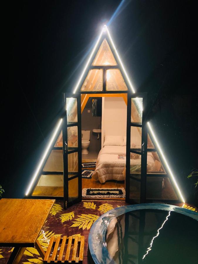 The We2 "Wildwood Elegance Escape" Bed and Breakfast Induruwa Buitenkant foto
