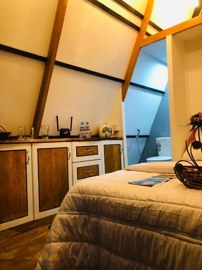 The We2 "Wildwood Elegance Escape" Bed and Breakfast Induruwa Buitenkant foto