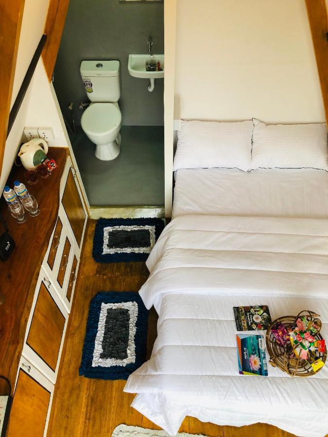 The We2 "Wildwood Elegance Escape" Bed and Breakfast Induruwa Buitenkant foto