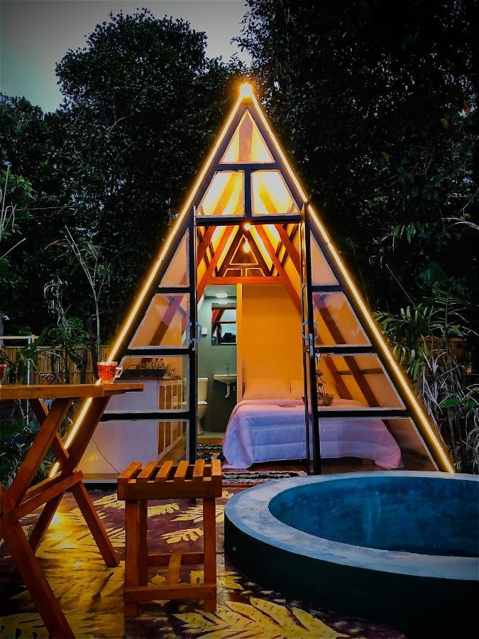 The We2 "Wildwood Elegance Escape" Bed and Breakfast Induruwa Buitenkant foto