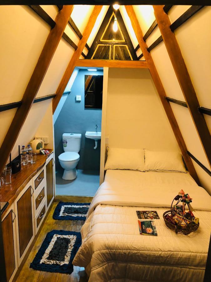 The We2 "Wildwood Elegance Escape" Bed and Breakfast Induruwa Buitenkant foto