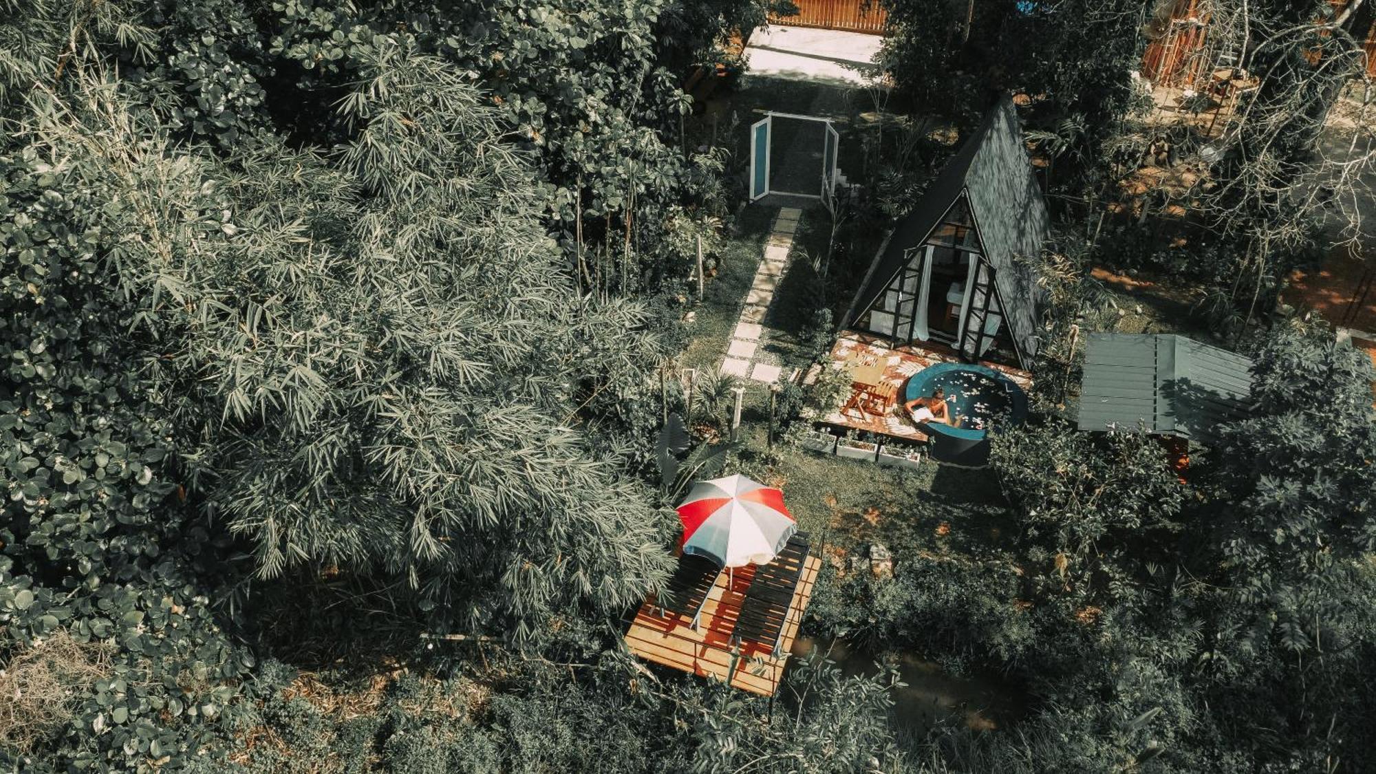 The We2 "Wildwood Elegance Escape" Bed and Breakfast Induruwa Buitenkant foto