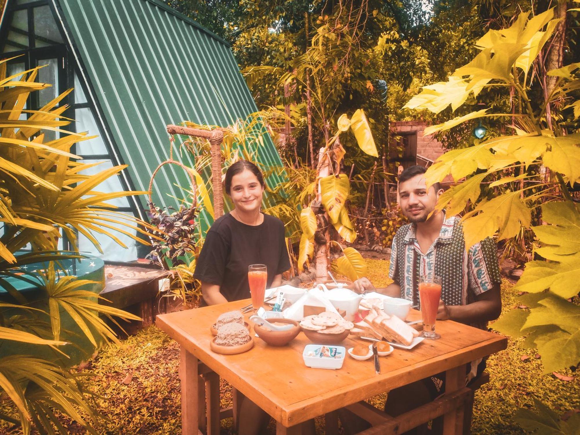 The We2 "Wildwood Elegance Escape" Bed and Breakfast Induruwa Buitenkant foto